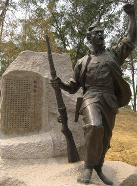 玻璃钢铸铜人物雕塑名人肖像校园党建红军八路军抗战雕塑