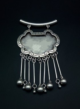 贵州民族风苗银diy项坠配件 镶老绣项坠底托弯管锁形流苏吊坠配件