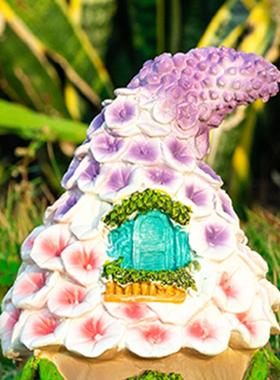 太阳能庭院灯花房树屋摆件树脂工艺品摆件花房树屋树脂摆件