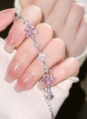 同款水钻樱花粉色花朵手链轻奢小清新花朵淑女气质女生饰