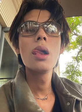 跑步登山骑行墨镜男户外运动防风眼镜未来感街拍防晒近视太阳镜女