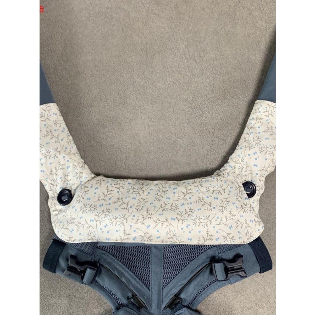 二狗背带口水巾美国360背带配套吮吸带磨牙咬咬毛巾垫围兜纯棉,淘宝优惠券,粉丝福利购,淘宝优惠卷