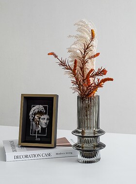 样板间床头柜套装摆件轻奢高级感摆饰房间卧室花瓶相框组合装饰品