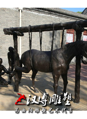 玻璃钢仿铜农家院人物喂鸡雕塑民风民俗生活雕像农家乐艺术雕塑品