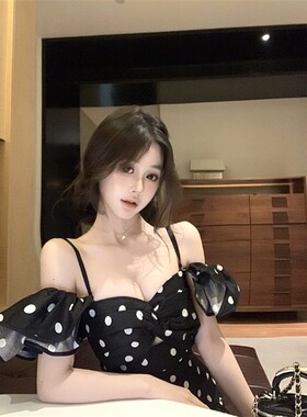 一字肩法式波点吊带连衣裙女夏季修身生日礼服裙收腰露肩包臀长裙