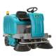 ຂັບລົດ sweeper ໂຮງງານຜະລິດສາງເກັບຂີ້ຝຸ່ນ sweeper ຊັບສິນຊຸມຊົນ sweeper ຖະຫນົນຫົນທາງ