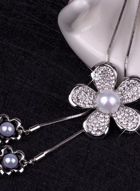 秋冬新款韩版时尚毛衣链花朵珍珠吊坠流苏项链女长款百搭衣服挂件