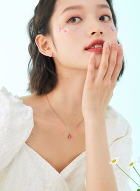 纯银桃花项链女士款2024新款轻奢小众高级感锁骨链七夕礼物送女友