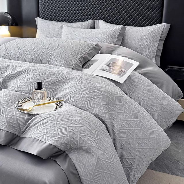 Class A summer new European ice silk four q-piece set three-dimensional relief cooling silk cool air conditioning quilt cover bed sheet sleeping naked