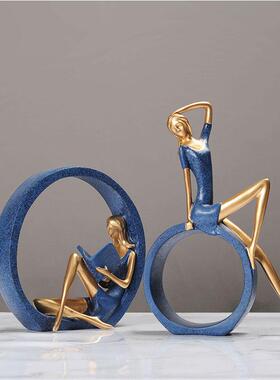 现代简约看书女孩创意轻奢装饰品小摆件客厅玄关酒柜桌面家居饰品