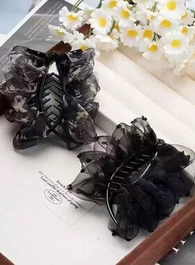 高级感云朵泡泡褶皱碎花抓夹
