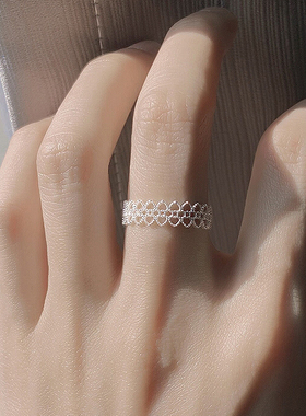 设计感简约蕾丝爱心戒指女