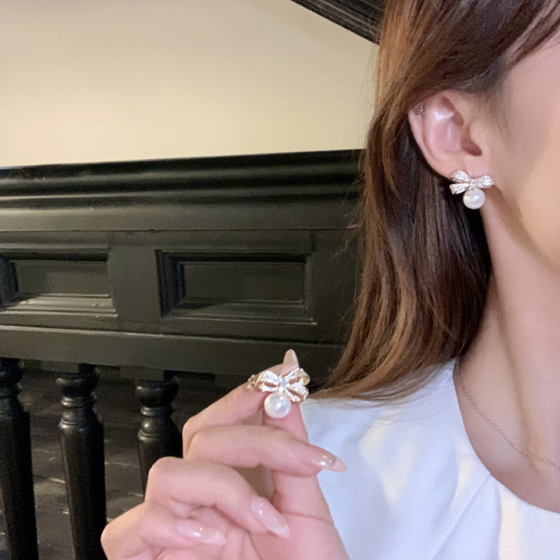 耳夹无耳洞纯银耳钉法式精致蝴蝶结珍珠超闪满钻百搭耳环秋冬耳饰,淘宝优惠券,粉丝福利购,淘宝优惠卷