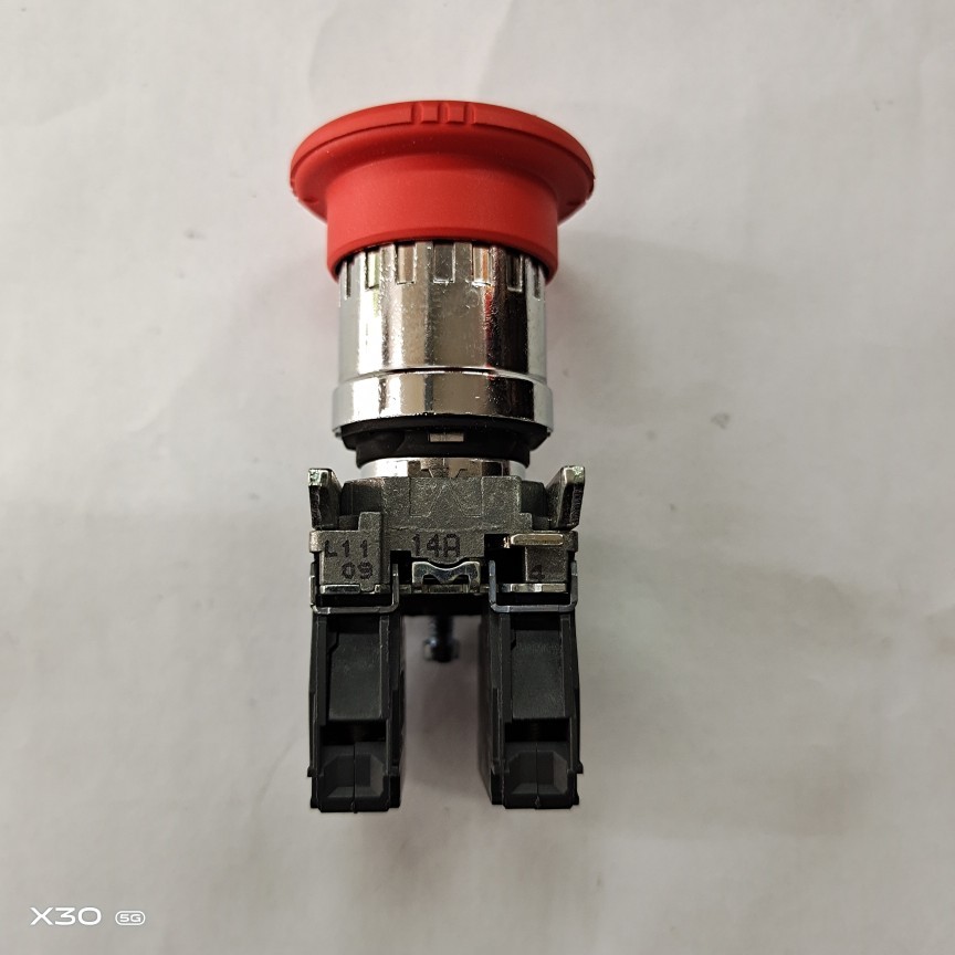 施耐德捷克进口急停开关按钮蘑菇紧急操作 ZB4BS844 XB4BS8442 45 - 图0
