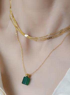 LADYB祖母绿香水瓶镀金精致项链