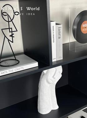 书柜摆件家居饰品轻奢高档样板间电视柜英文字母装饰画莫兰迪花瓶