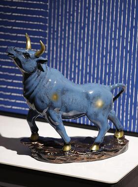 创意牛摆件新中式牛金牛工艺礼品摆饰办公室高档高级摆件华尔街牛