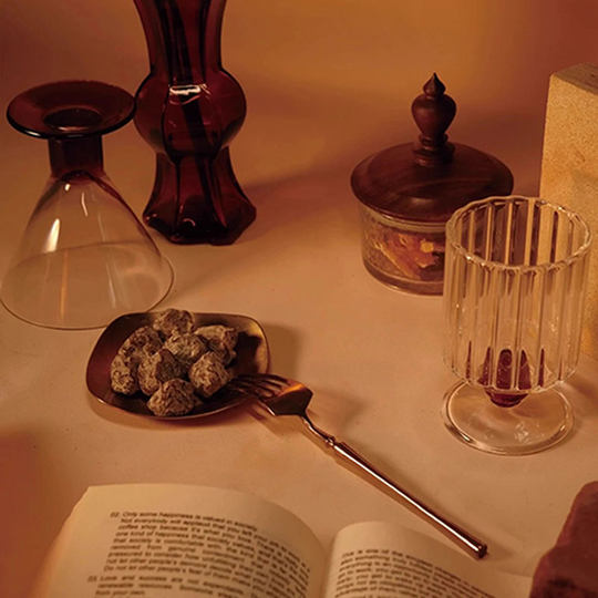 裕莲茶楼 整颗芙蓉李子自然晾晒清甜厚实胭脂芙蓉李蜜饯果脯零食