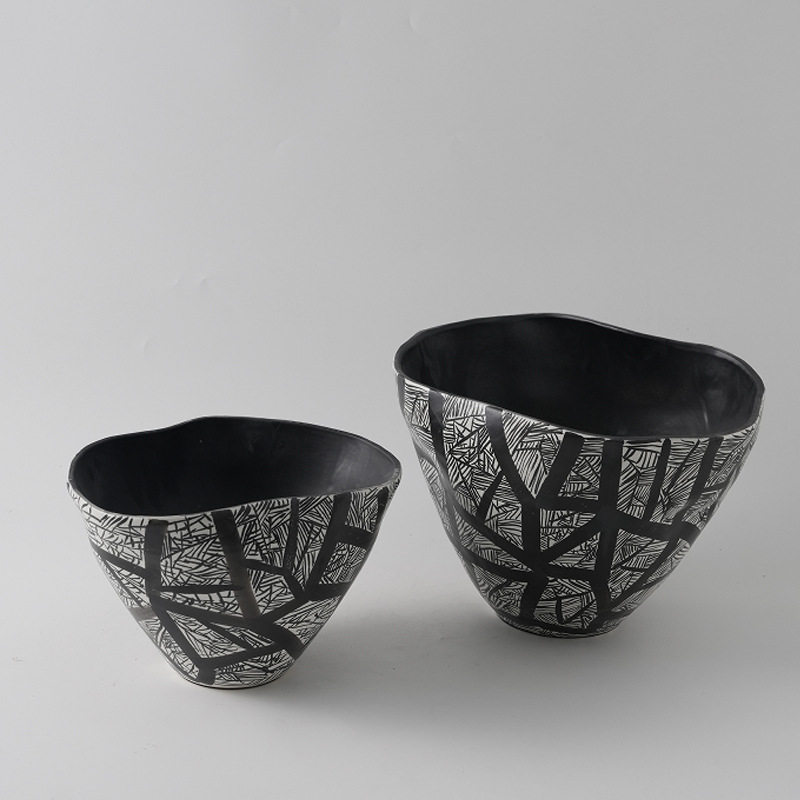 简约现代黑白手绘异形陶瓷花瓶酒店民宿客厅家居饰品高级感插花器,淘宝优惠券,粉丝福利购,淘宝优惠卷