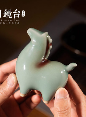 钧窑唐马摆件陶瓷窑变招财桌面装饰品生肖马客厅玄关摆设特色礼品