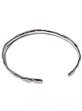 高档Tyusha搭高级质*感冷淡风S925纯银锤面手镯好配简约表款带手