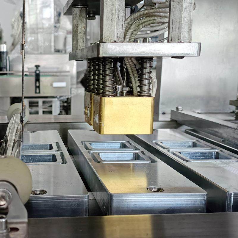 自动橘子汁杯装灌装封口机 果汁饮料灌装封杯机 卷膜塑杯封口机,淘宝优惠券,粉丝福利购,淘宝优惠卷