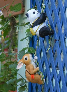 户外花园卡通可爱松鼠攀爬树上创意庭院阳台幼儿园装饰品挂壁摆件