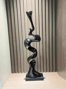 样板间入户玄关装饰摆饰客厅电视柜旁边现代轻奢酒店艺术抽象雕塑