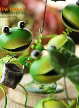 可爱夏季款 俏皮铁皮娃娃青蛙 家居装饰品 隔板摆件 桌面小摆设