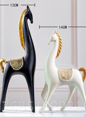 高档北欧财情侣招马摆件家居客入户关玄装饰品摆设乔迁新居开厅业