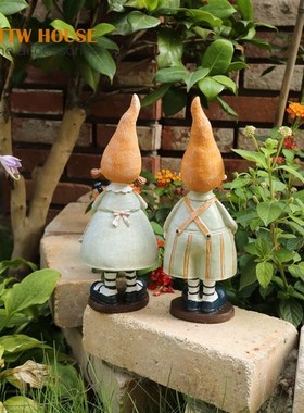 乡村风情尖帽子花园情侣娃娃森林庭院阳台儿童房婚庆装饰橱窗摆件