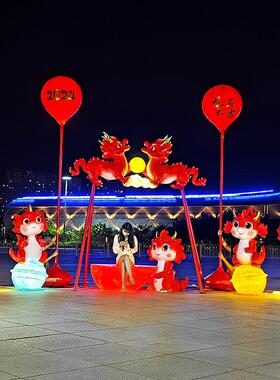 户外卡通龙雕塑玻璃钢商场美陈幼儿园龙年网红打卡装饰新年大摆件