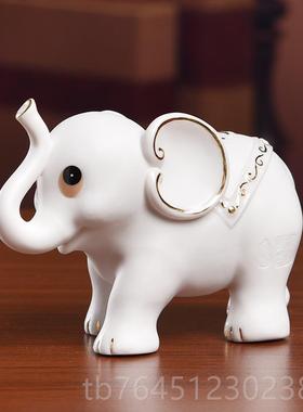 高档东方泥土陶瓷吉如意家象一对象艺摆件 居客厅电视柜装饰小象