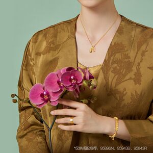 网红同款周生生华宇古法黄金足金貔貅金刚杵项链叠戴双吊坠95896N