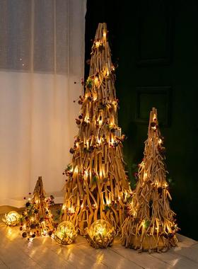 创意木制圣诞树家庭大装饰饰品圣诞场景布局窗口包装气氛与灯