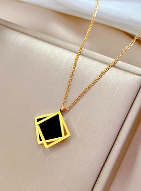 钛钢几何菱形锁骨链个性黑色方块吊坠项链女ins潮颈链网红饰品