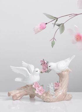 陶瓷小鸟摆件家居客厅酒柜软装饰品欧式创意房间酒柜玄关摆设