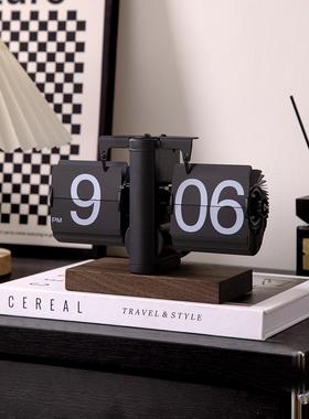 创意自动翻页时钟覆古客厅摆件座钟机械数字钟表摆台装饰乔迁礼物