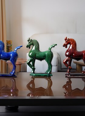 唐三彩马捷足先登陶瓷小红马工艺品摆件装饰开业礼品礼物乔迁新房