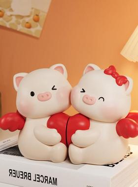 订婚结婚摆件送新人婚房床头柜布置装饰品情侣小猪娃娃送新娘礼物