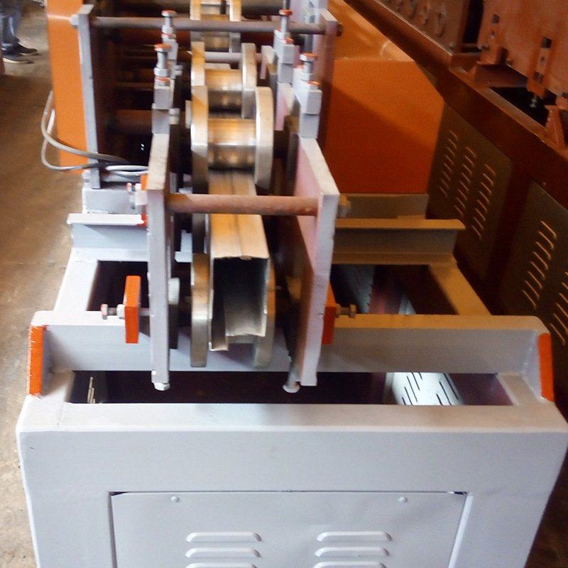 活动板房边梁带碰焊机械定做 金属成型加工设备 边梁型材来图定制,淘宝优惠券,粉丝福利购,淘宝优惠卷