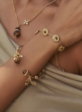 孙乐言同款花叶絮语开口手镯