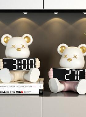 暴力熊时钟闹钟客厅电视柜摆件桌面摆放钟表台式装饰品创意电子钟
