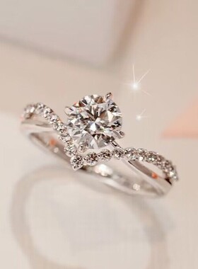 【皇冠四爪】一克拉莫桑石仿真钻戒活口可调节定结婚对接婚礼道具