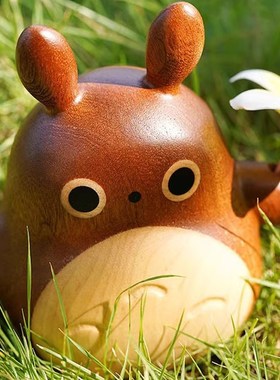 实木龙猫摆件家用桌面装饰木质汽车载香薰摆件创意可爱卡通礼物