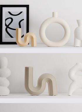 法式轻奢艺术陶瓷花瓶摆件客厅插花高档小众设计感样板间软装饰品