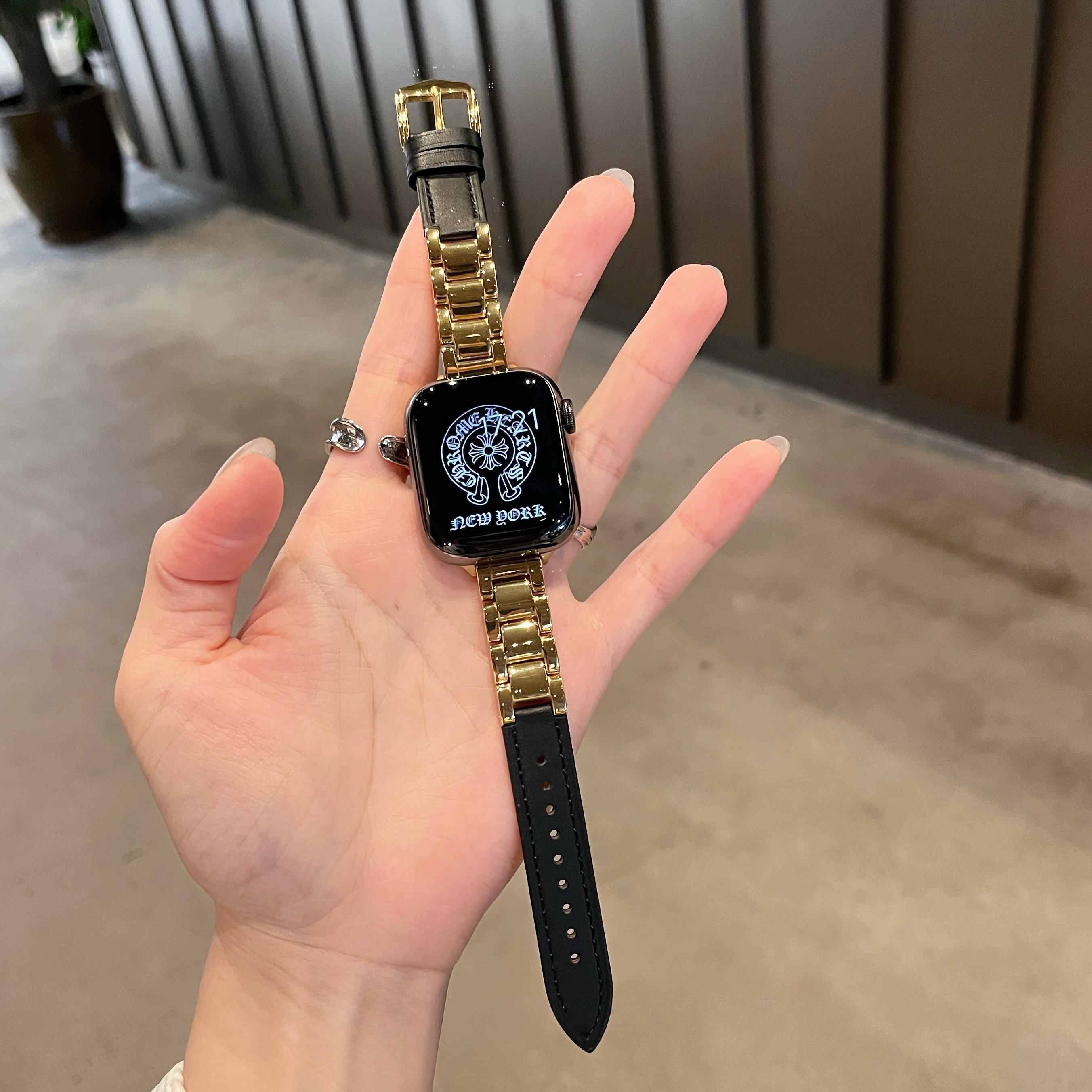 适用苹果apple watch S11手表表带iwatchS10代陶瓷拼皮质S9秋冬s7高级感女款ultra透气S8智能SE3替换腕带手链 - 图1