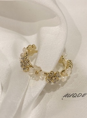 韩版微镶锆石小花花戒指春天搭配