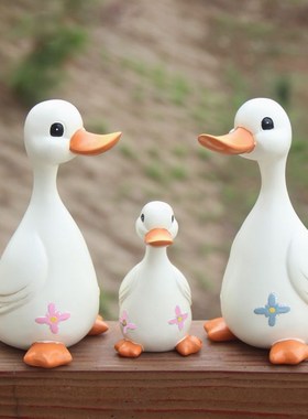 花园创意动物摆件树脂仿真工艺品户外情侣卡通鸭子兔子庭院装饰品