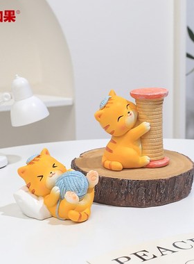 优选创意个性可爱风小皮猫摆件办公室桌面猫咪造型装饰品日常送礼